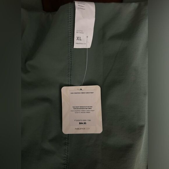 Fabletics Hybrid Cargo Pant Smoke Green NWT Size XL - Picture 7 of 7